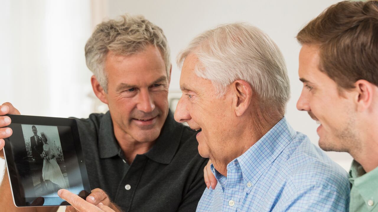 Los hábitos saludables contrarrestan los riesgos de desarrollar Alzheimer.