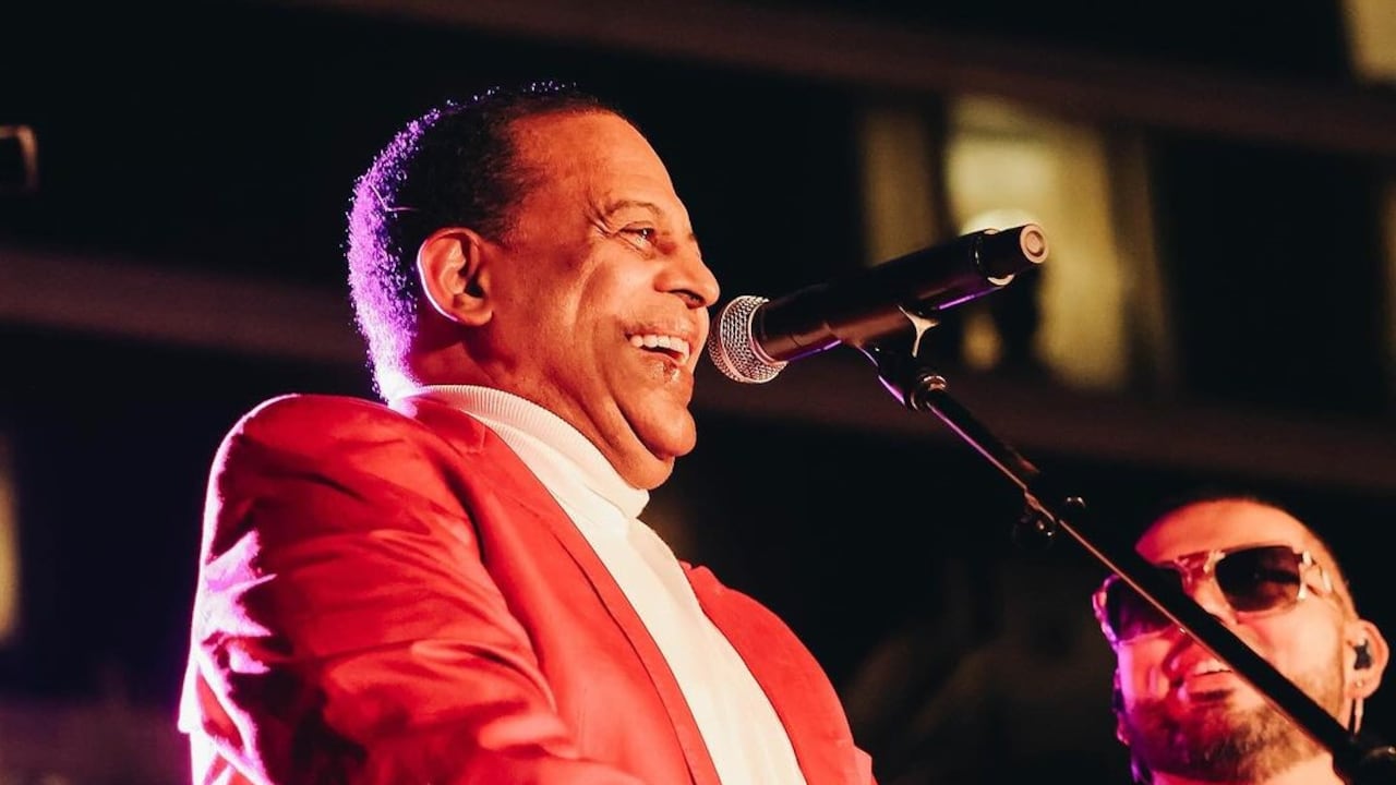 Wilfrido Vargas es ingresado a cuidados intensivos y preocupa a sus fans, este es su estado de salud.