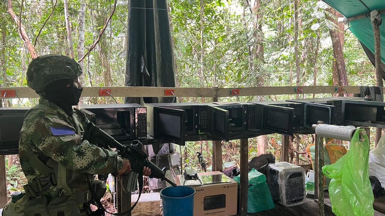 Las Fuerzas Militares localizaron el que sería el megalaboratorio para procesamiento de droga más grande de los últimos tiempos en Putumayo.