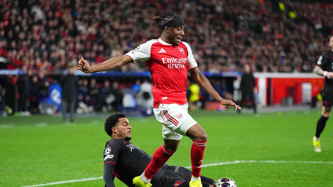 Momento justo del dudoso penal en favor de Arsenal vs. Leverkusen en Champions League 2025/2026