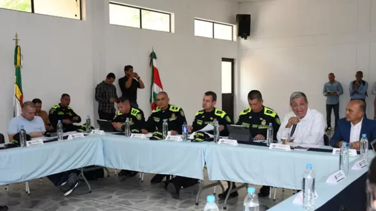 Las autoridades avanzan en las investigaciones por las amenazas que se presentan en Tuluá y municipios vecinos, mientras la Unidad Nacional de Protección fortalecerá los esquemas de instalaciones y personal para que no se presenten efectuaciones durante el proceso electoral.