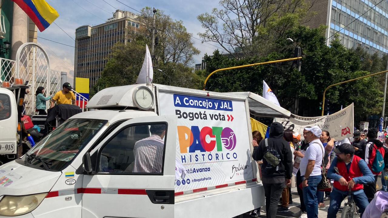 La camioneta fue vista por varios ciudadanos en el centro de Bogotá