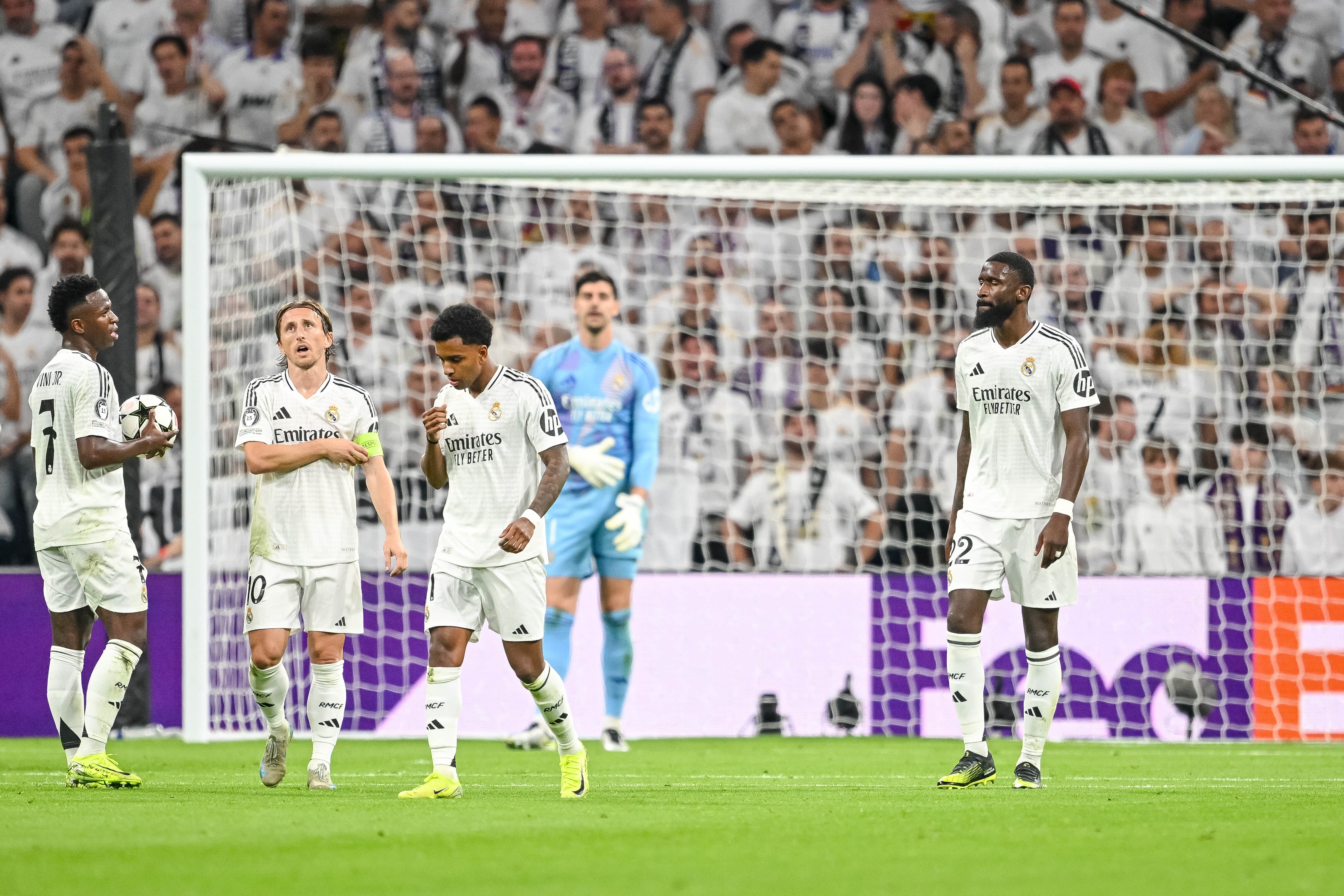Madrid, Spain - October 22: Vinicius Junior of Real Madrid CF, Luka Modric of Real Madrid CF Rodrygo of Real Madrid CF, goalkeeper Thibaut Courtois of Real Madrid CF and Antonio Ruediger of Real Madrid CF look dejected during the UEFA Champions League 2024/25 League Phase MD3 match between Real Madrid C.F. and Borussia Dortmund at Estadio Santiago Bernabéu on October 22, 2024 in Madrid, Spain. (Photo by Harry Langer/DeFodi Images via Getty Images)