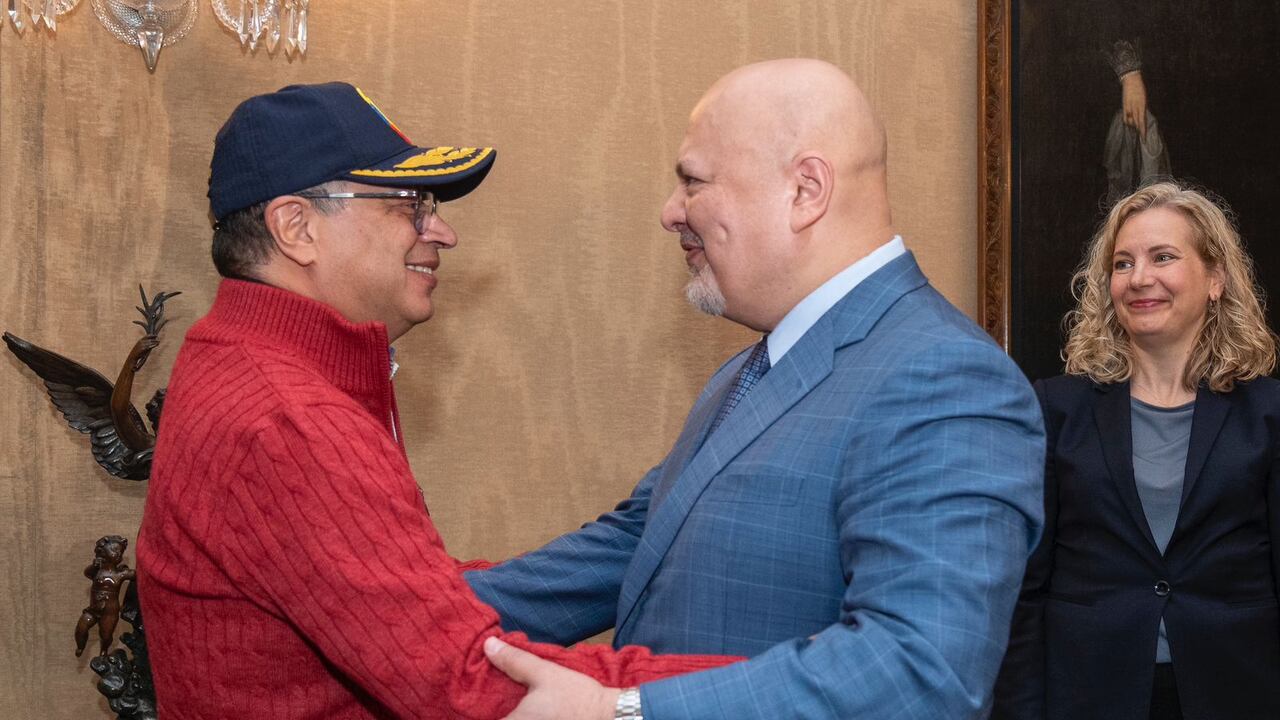 Presidente Gustavo Petro y l presidente Gustavo Petro y el fiscal de la Corte Penal Internacional (CPI) Karim Khan
