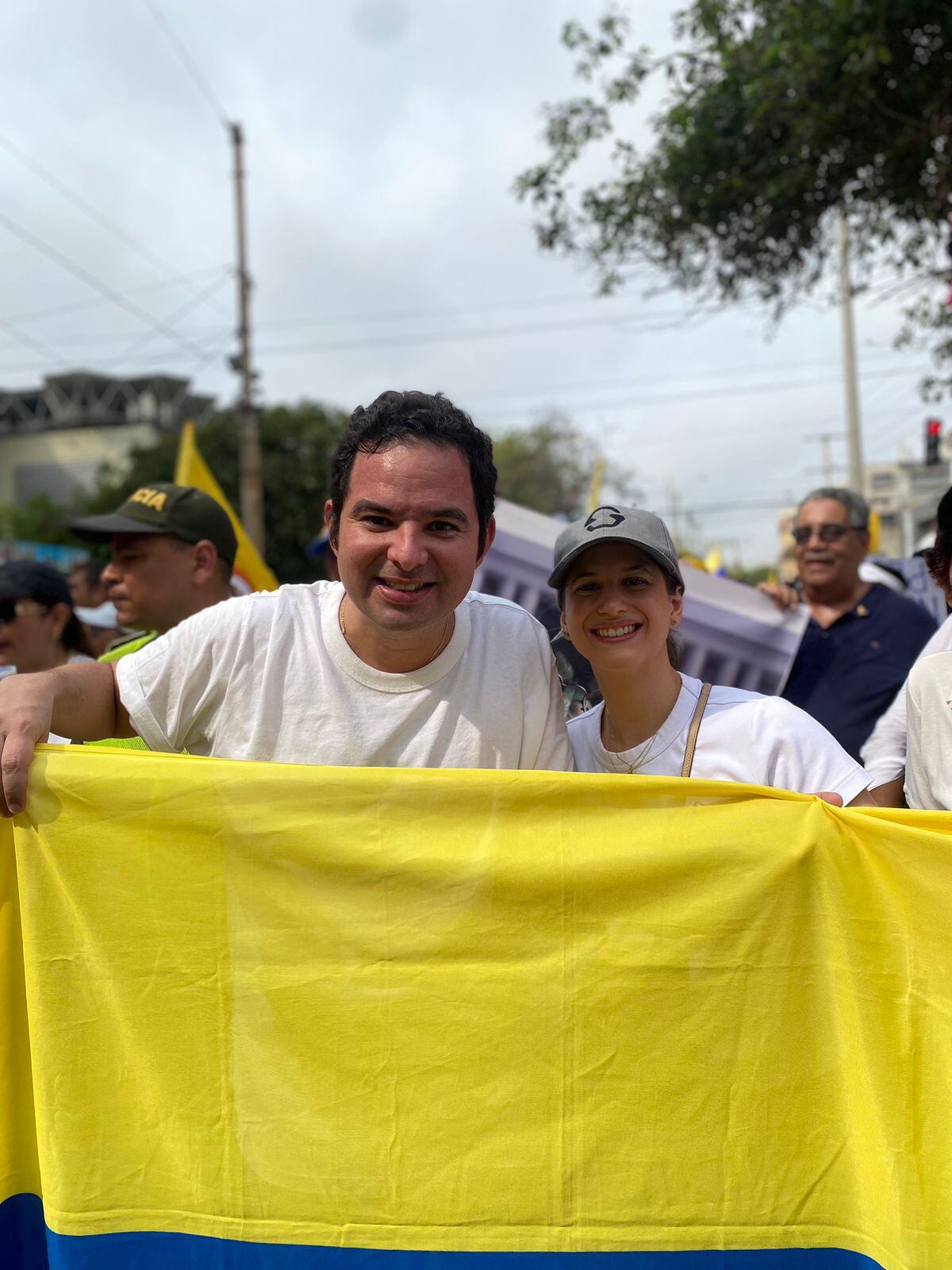 Senador Carlos Meisel invitó a la región Caribe a marchar este 21 de abril