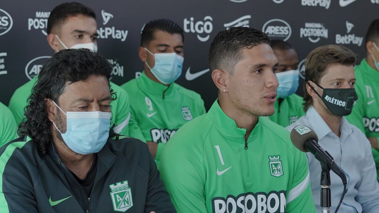 René Higuita salió a la defensa de Aldair Quintana, arquero de Nacional, víctima de críticas y mensajes insultantes en su contra.