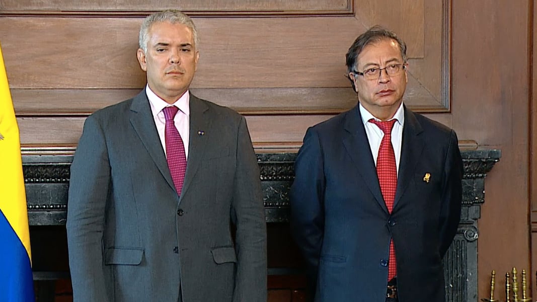 La frialdad entre Iván Duque y Gustavo Petro.