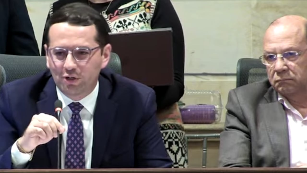 El congresista Wilmer Castellanos y el ministro de Hacienda, Germán Ávila