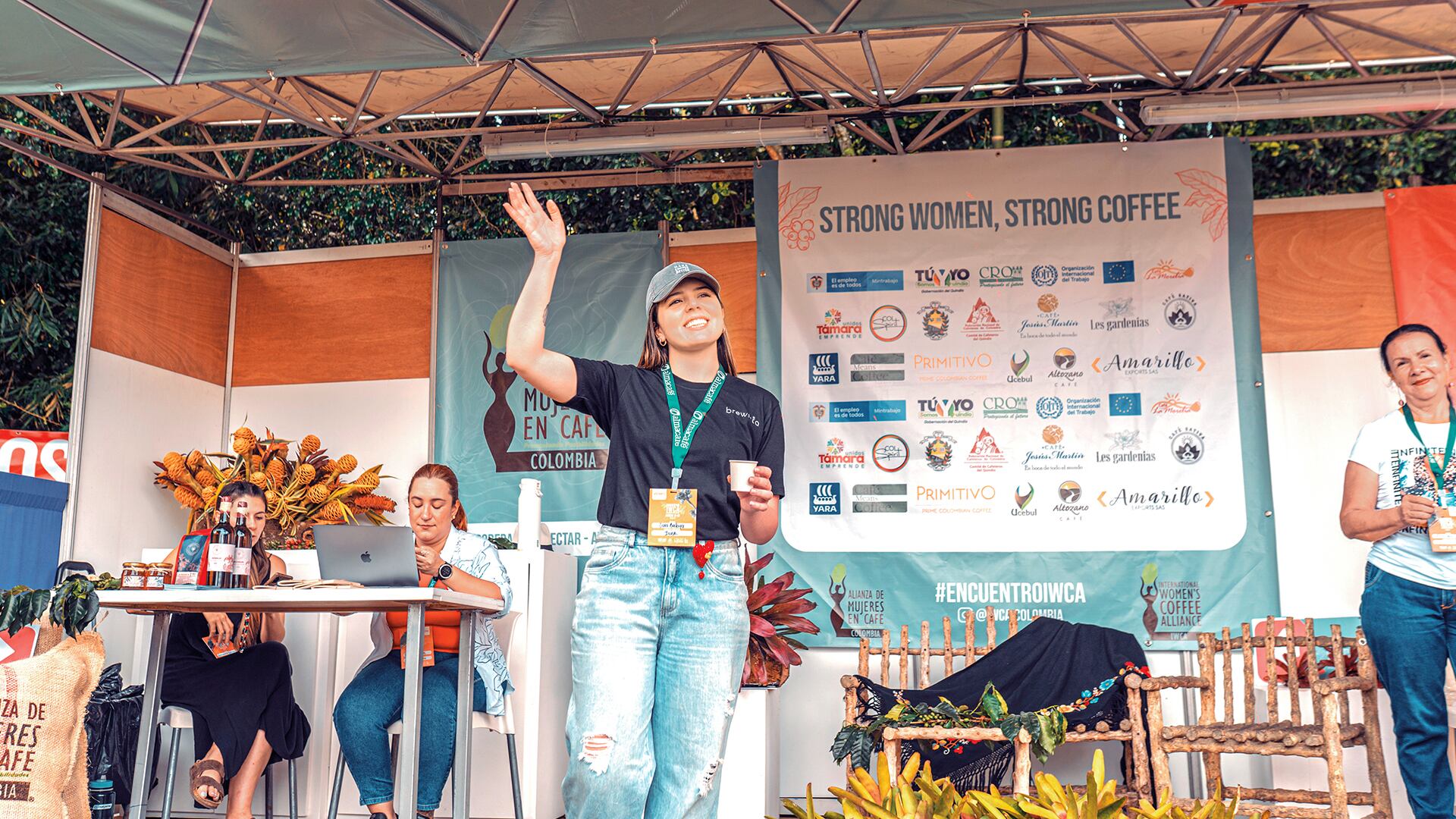 NO USAR, USO EXCLUSIVO MEJOR COLOMBIA, Especial Eje Cafetero, Mujeres