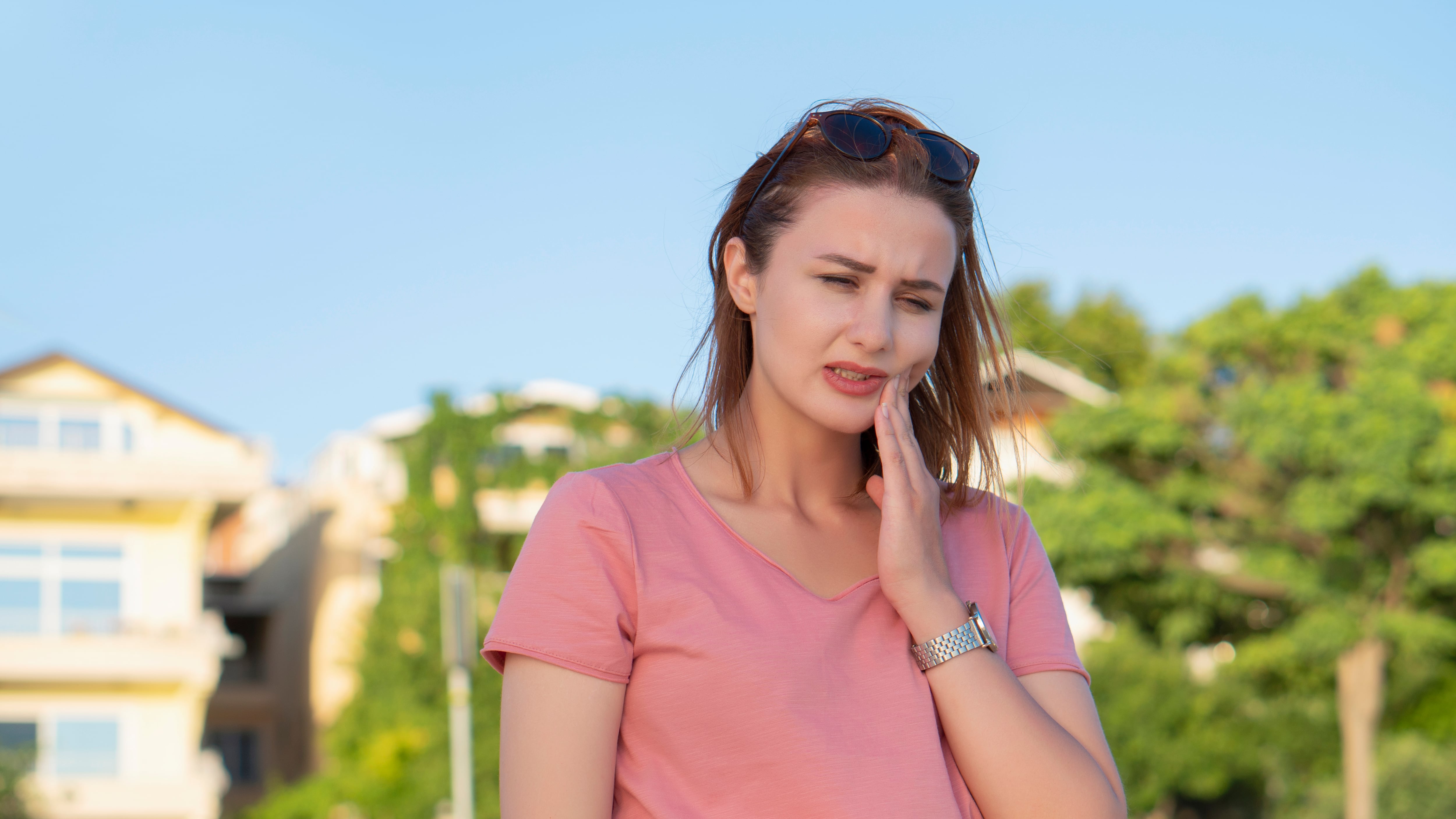 Se recomienda visitar al odontólogo de manera frecuente.