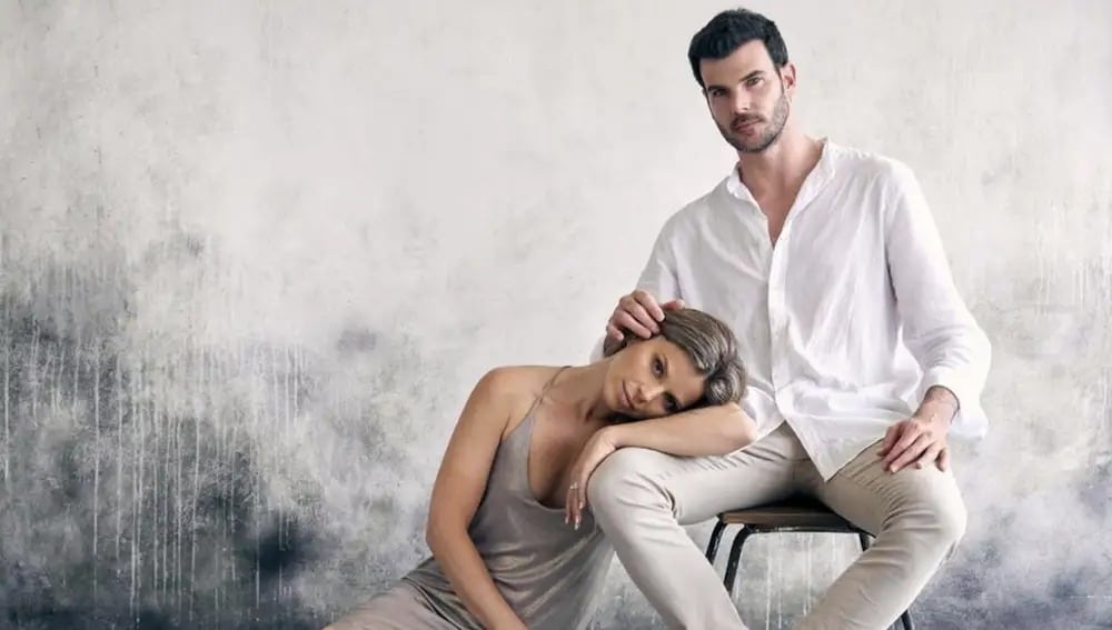 Núria Tomás y su esposo. Instagram @nuria_tomas.