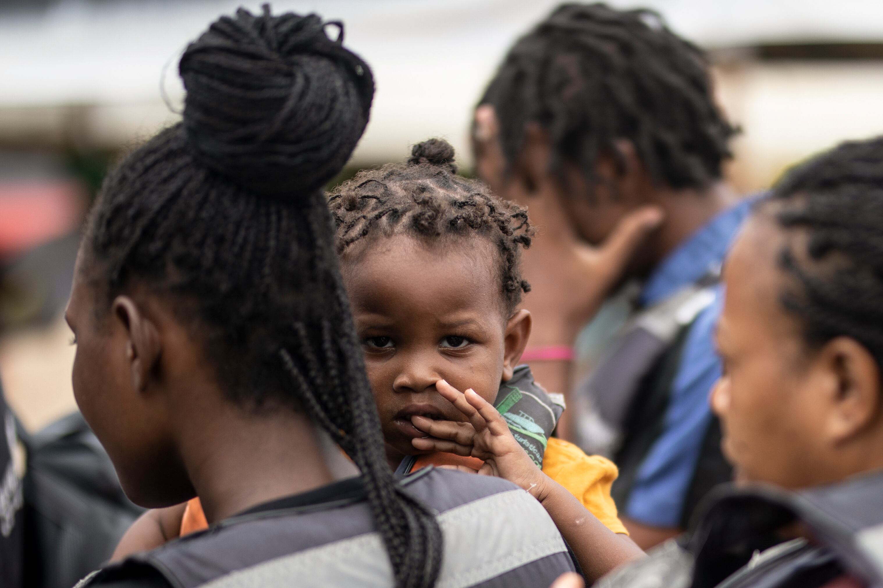 Osvaldo Ureña, jefe de Operaciones del SNM dijo que los migrantes pasan por tres puntos de revisión ubicados de forma estratégica a lo largo del trayecto sobre territorio panameño