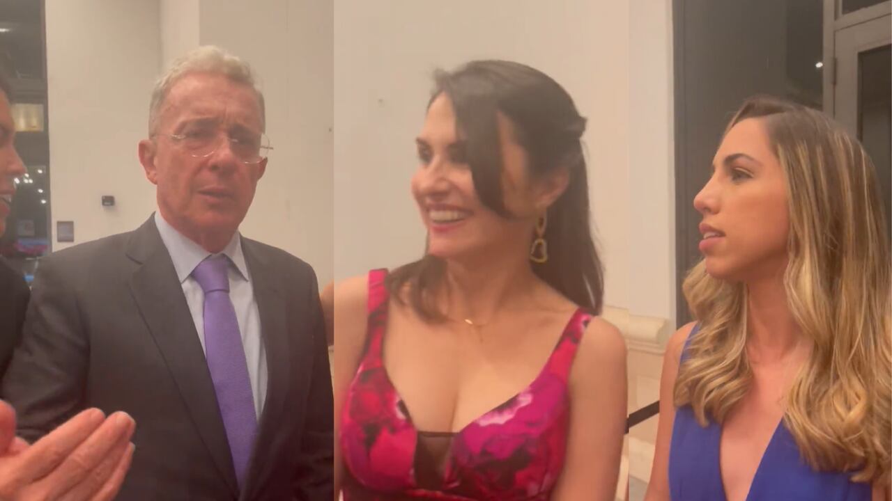 Álvaro Uribe Vélez
@AlvaroUribeVel