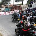 Paro de transportes y camiones en Cra 7 con Calle 170