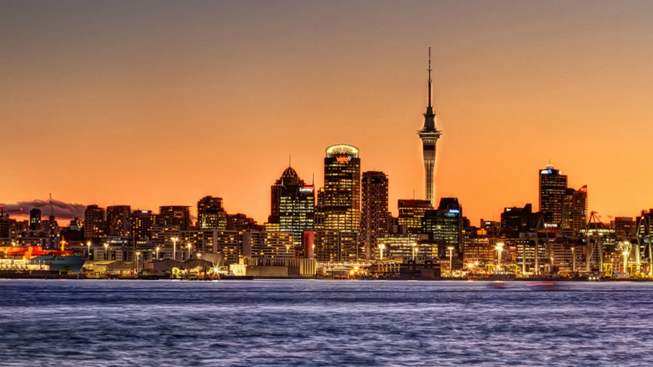2. Nueva Zelanda: Estas dos grandes islas que forman este país oceánico se han convertido en un fortín para mantener relaciones de negocios. No solo cuentan con la infraestructura suficiente, sino que también ciudades como Auckland y Wellington tienen grandes sedes de importantes multinacionales.