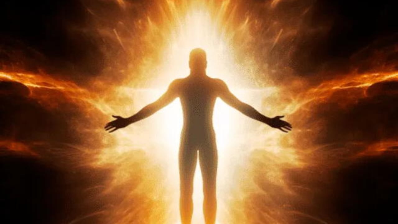 La IA de Midjourney creó una recreación de Dios como ser todopoderoso que emite una gran fuerza.