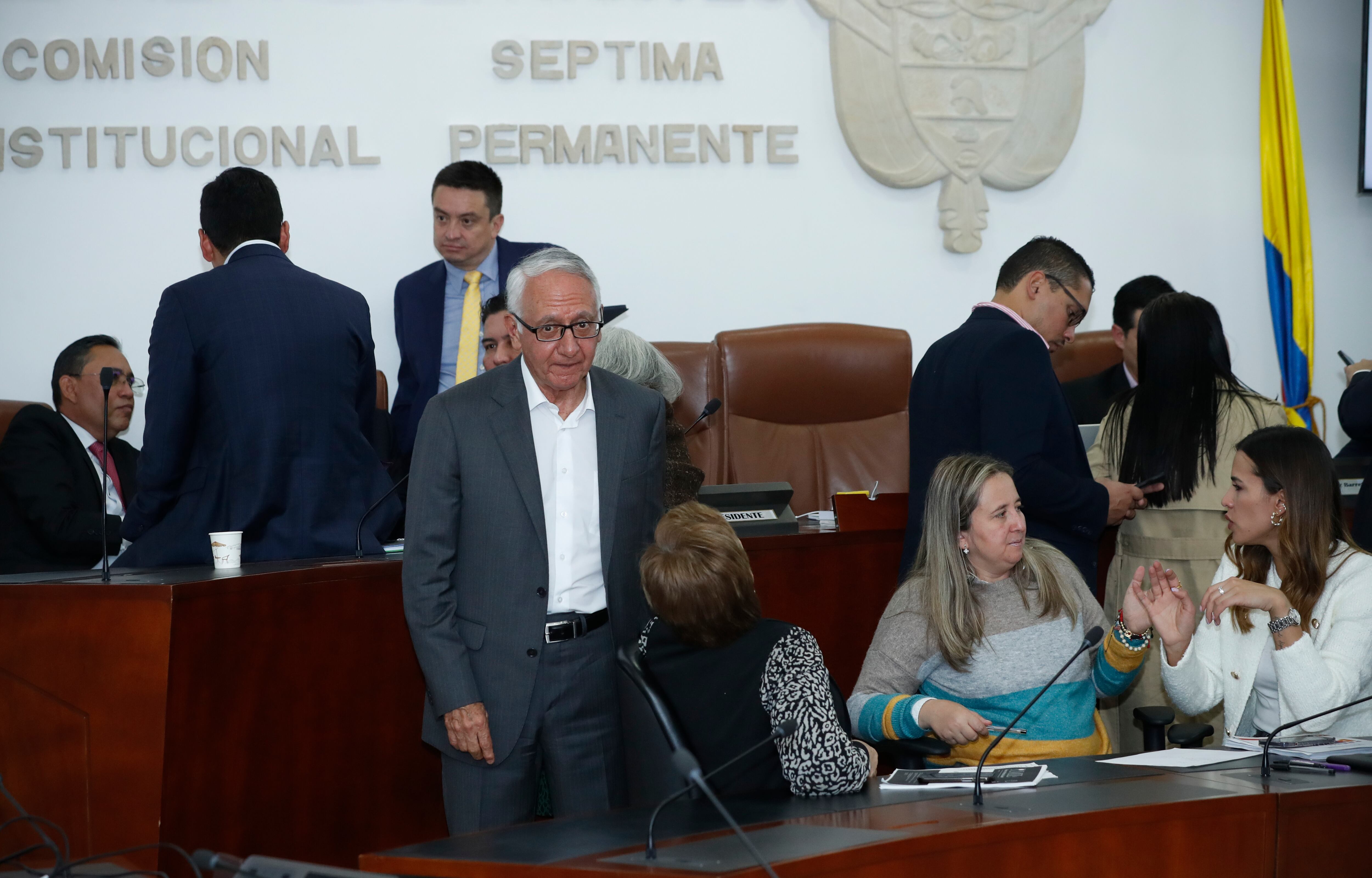 Representantes  debate de la reforma a la salud