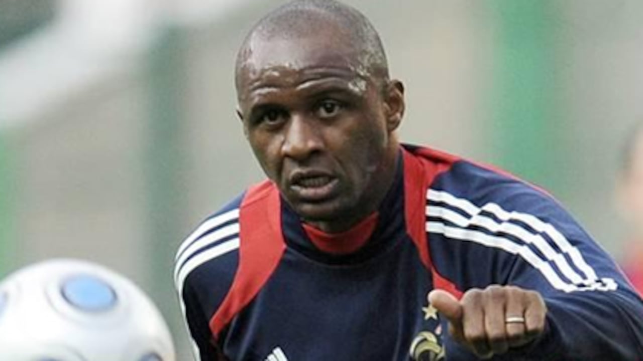 Patrick Viera cuando hizo parte de la Selección de Francia.