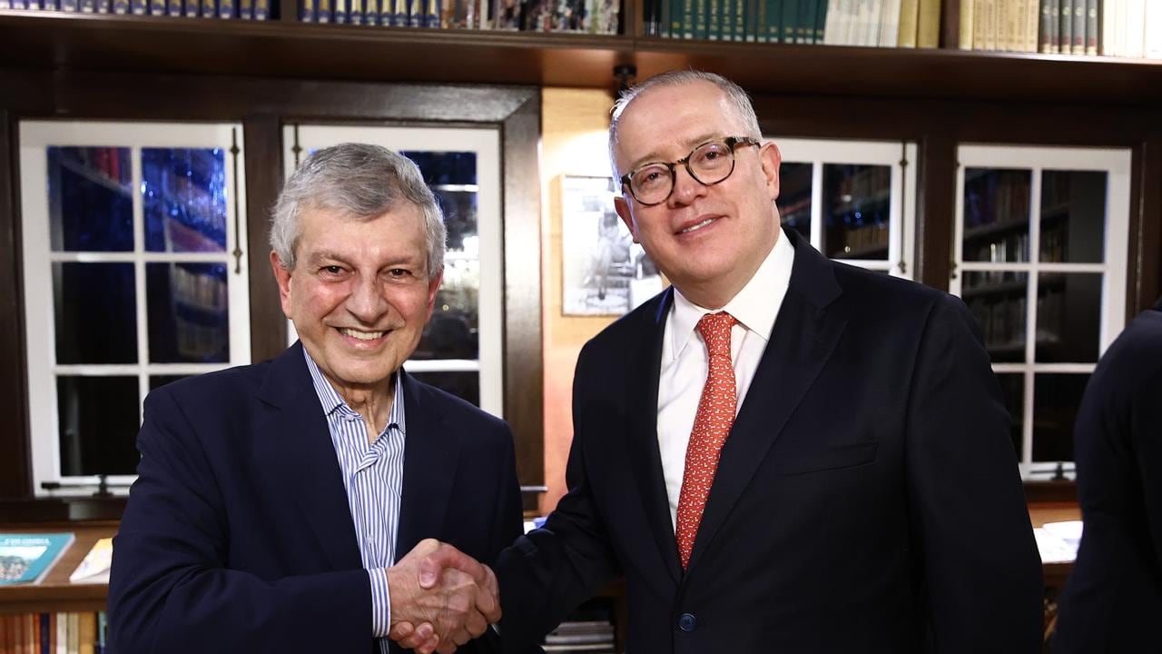 Juan Martín Caicedo Ferrer, expresidente de la Cámara Colombiana de la Infraestructura, junto al presidente ejecutivo de Andemos, Andrés Chaves
