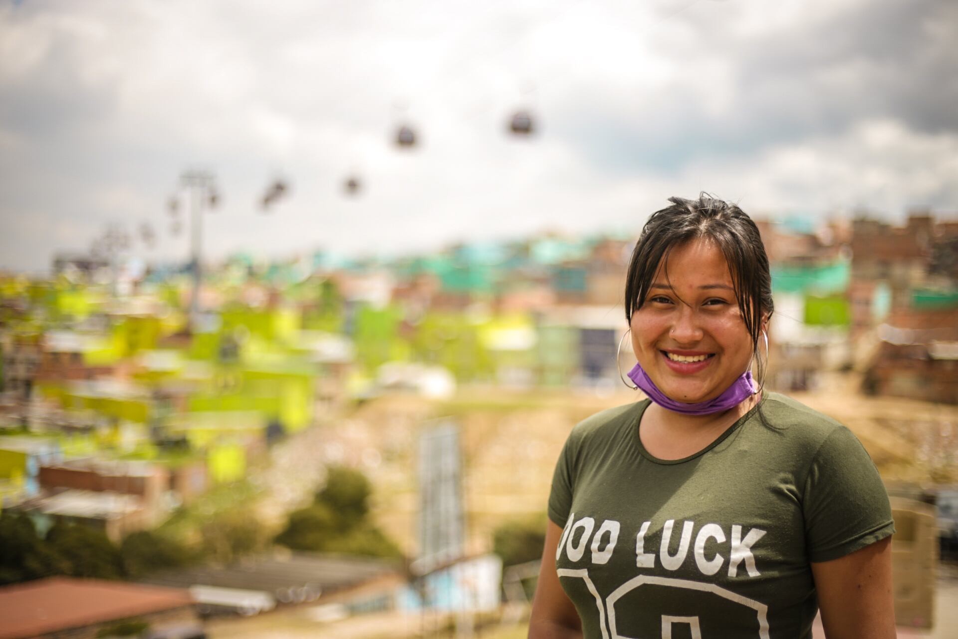 1 de cada 4 mujeres que realizan los oficios del hogar se encargan al mismo tiempo del cuidado de los niños y niñas de la casa