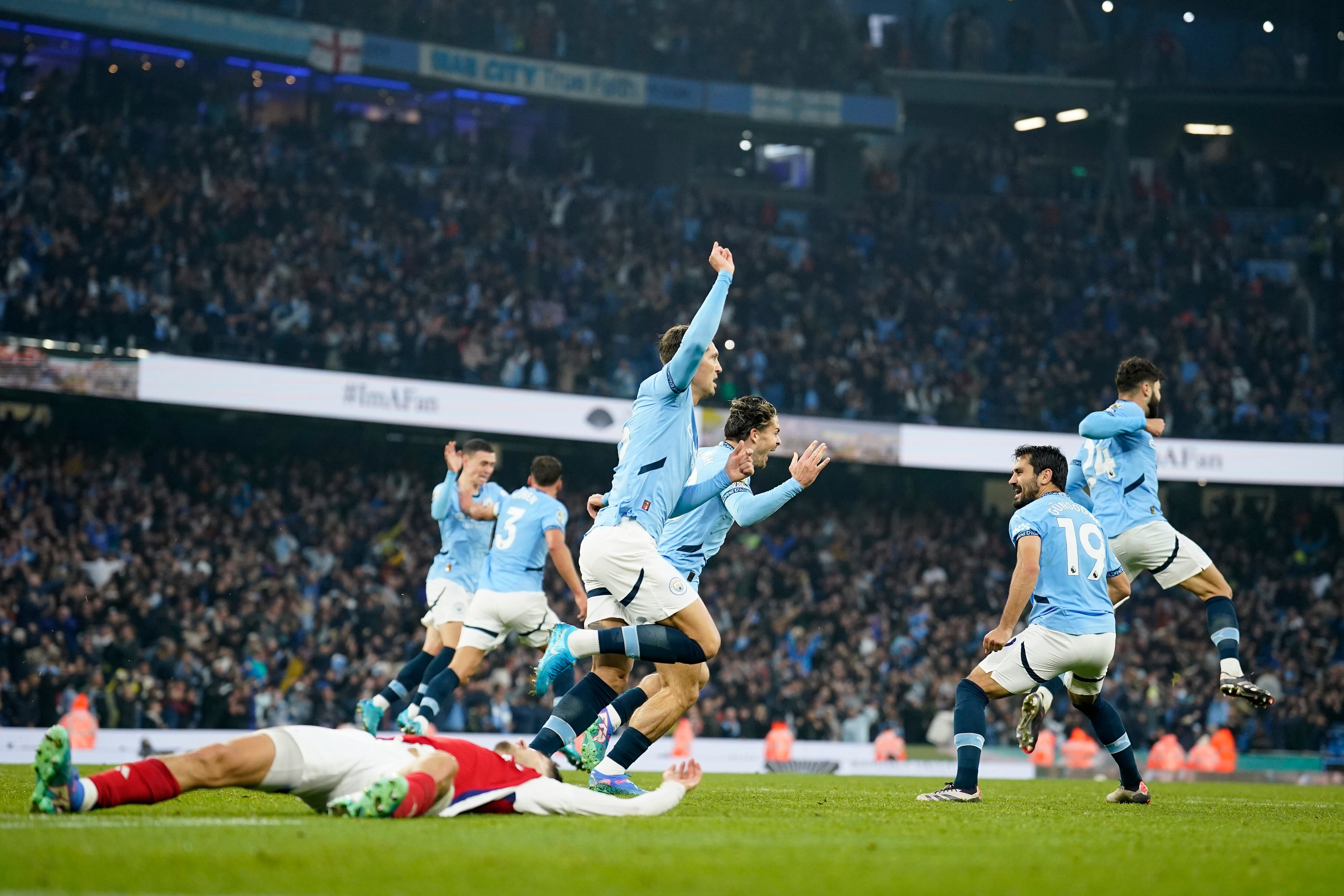 Manchester City y Arsenal protagonizaron el partido de la fecha en la Premier League.