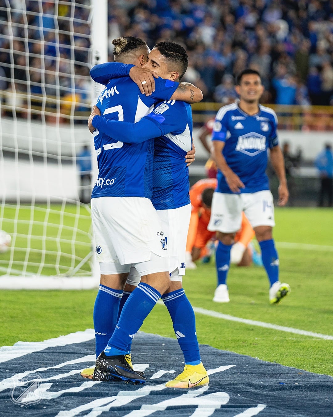 Leonardo Castro celebrando su gol ante Deportes Tolima.