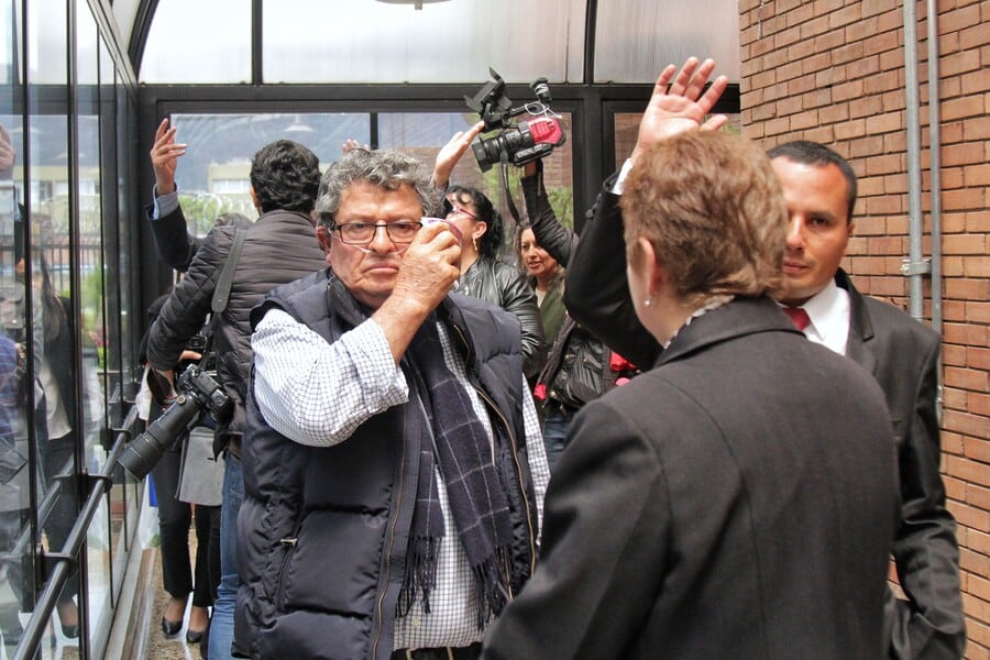 El empresario Carlos Solarte en los juzgados de Paloquemao.
