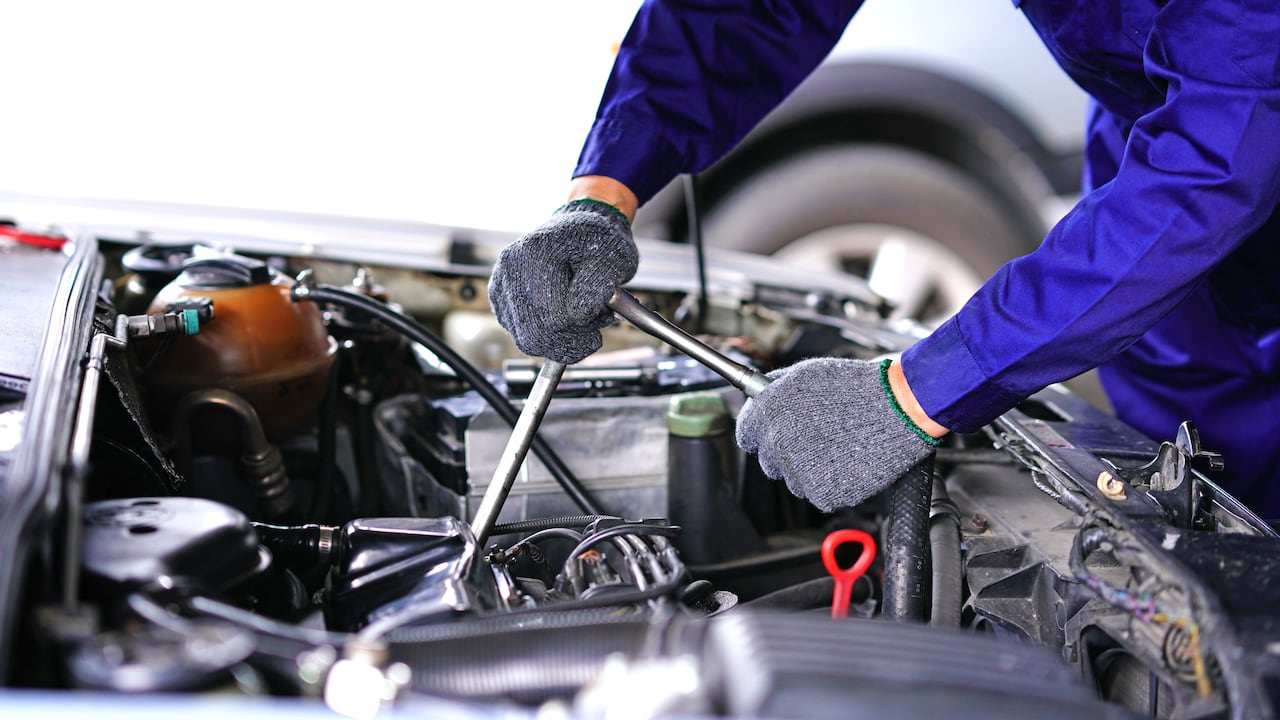 Una banda de distribución en buen estado contribuye a la eficiencia del motor.