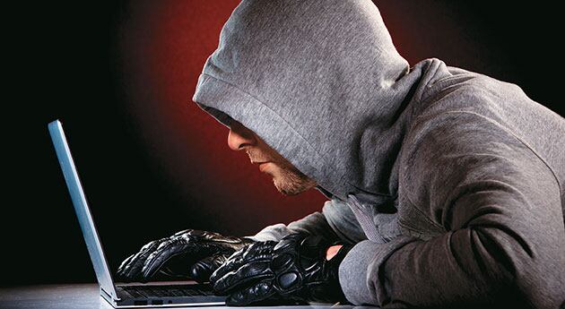 Para evitar estáfas a través de la web se recomienda usar equipos confiables y desde redes seguras.