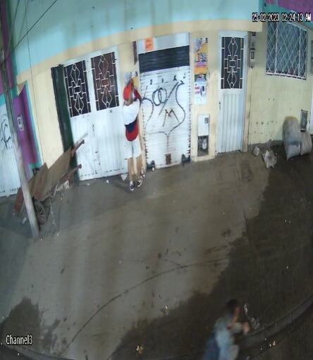 Capturados en flagrancia tres sujetos que colocaban panfletos del Tren de Aragua en locales de Kennedy