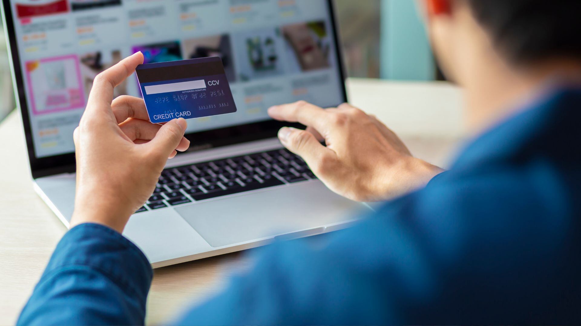 Comprar por internet es un hábito común de la actualidad.