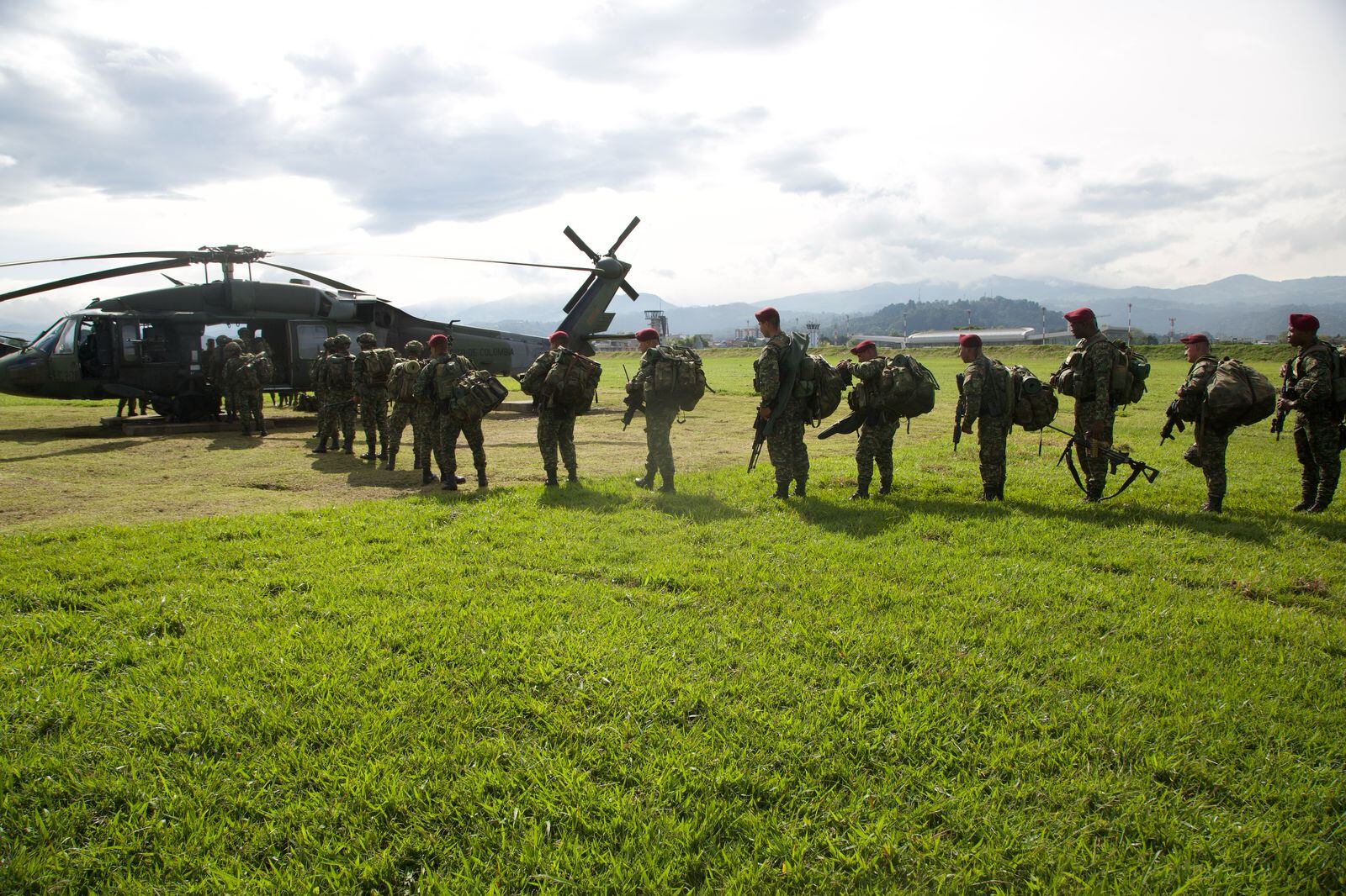 La orden que recibieron estos militares es enfrentar con todas sus capacidades a los integrantes del frente Carlos Patiño de las Farc, que es el grupo armado al margen de la ley que tiene una marcada presencia en esa zona