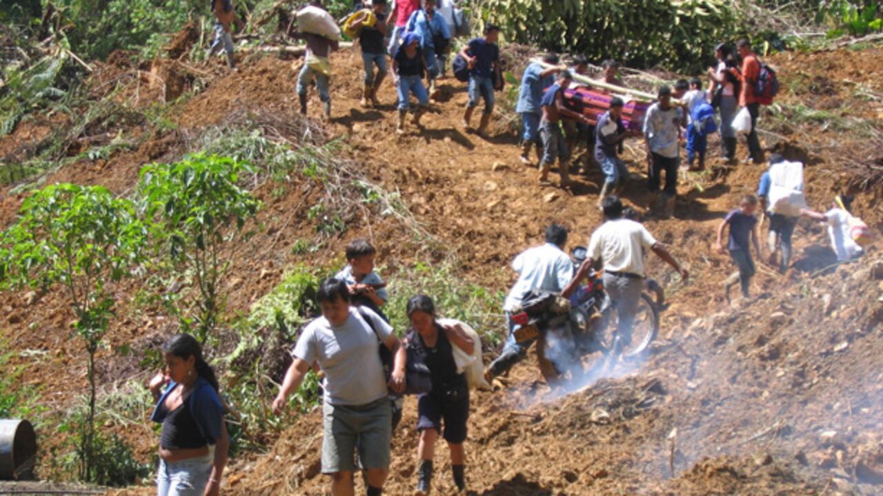 Desde comienzos de los años 2000, los indígenas awás han sufrido asesinatos, desplazamientos, masacres y toda clase de violencias en el conflicto armado.