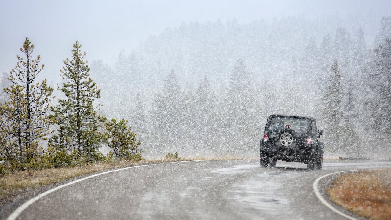 Las autoridades advierten que las nevadas previstas en Nevada podrían afectar la visibilidad y el tránsito en carreteras durante el feriado de Acción de Gracias.