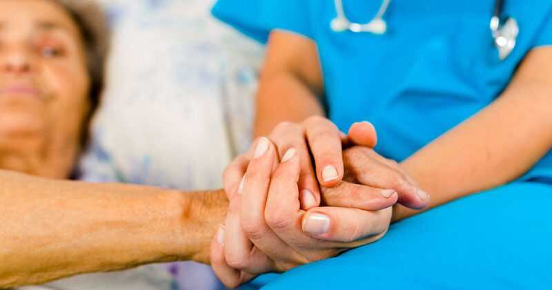 Acceder a estos cuidados no significa que se deje del todo el tratamiento médico común, estos pueden complementarse. Semana.com