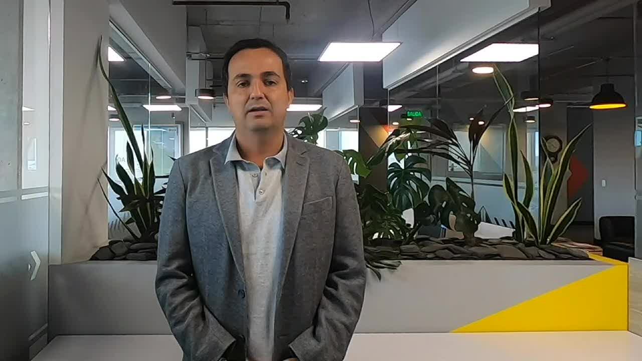 Juan Esteban Gil, director del Invías. Esta entidad informó que la licitación de la construcción del viaducto en el kilómetro 58 de la vía al Llano actualmente está suspendida.