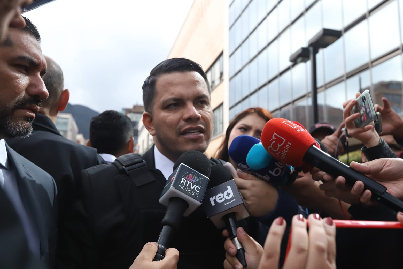 SNEIDER PINILLA En la corte