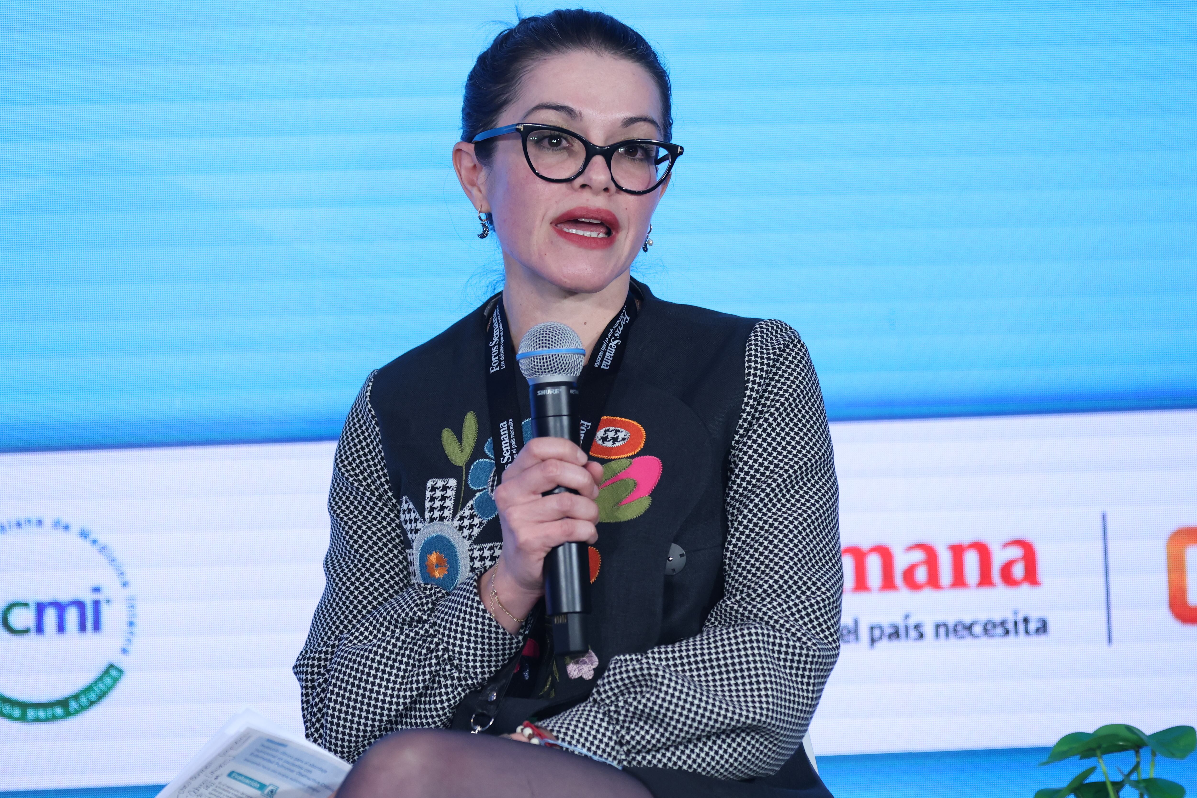 Foro ‘Vacunación en adultos: prevenir para priorizar la vida’
Jueves 3 de julio de 2025,

. PANEL | Vacunarse hoy para protegerse mañana

Robinson Cuadros
Médico geriatra y presidente del comité latinoamericano de la Asociación Internacional de Gerontología
y Geriatría
Ángela Viviana Pérez Gómez
Líder de Asuntos Públicos y Sociales de SIES SALUD IPS
Diana Julieta Díaz Castellanos
Gerente de salud de ACEMI