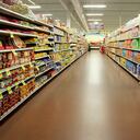 Pasillo de la tienda de comestibles. Pasillo de la tienda de comestibles en Iowa.