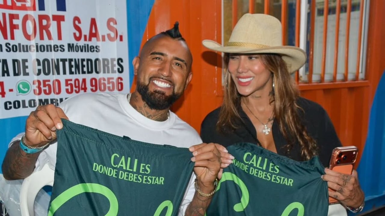 Arturo Vidal y Sonia Izasa disfrutando de las ferias de Cali