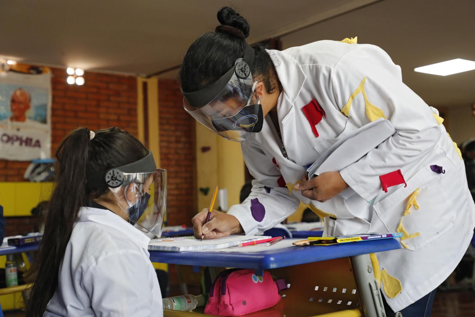 Se espera que el 15 de julio se finalice el esquema de vacunación para maestros y personal administrativo.