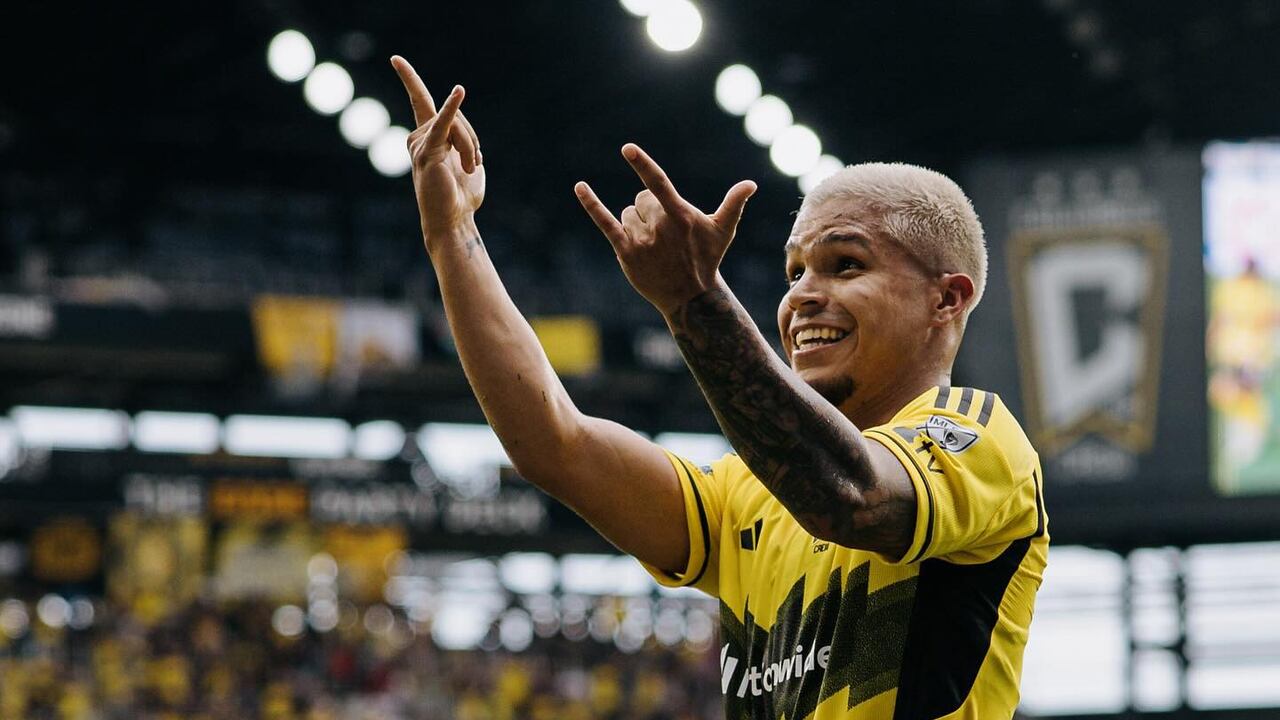 Juan Camilo "Cucho" Hernández celebrando en el Columbus Crew.
