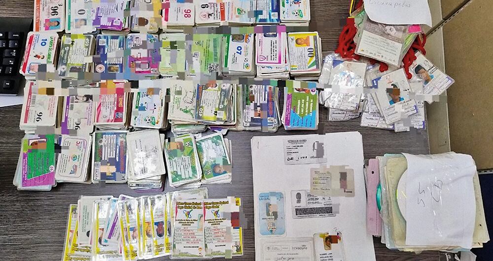 Elementos incautados al presunto culpable.