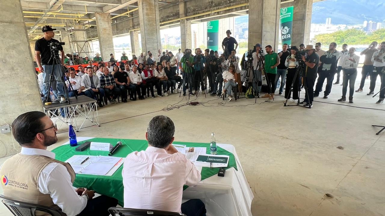 Obras del Central Park en Bello
