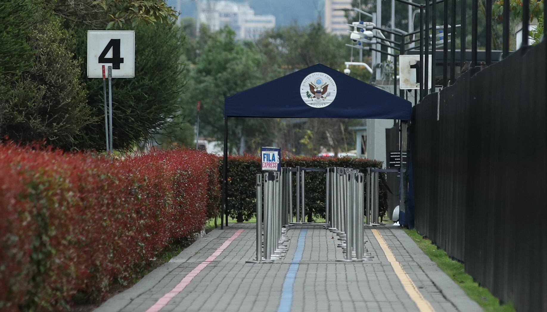 Embajada de Estados Unidos en Colombia
sección de visas, filas para solicitar visa americana