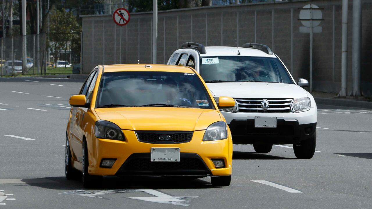 Uber y taxis han tenido diferencias históricamente.