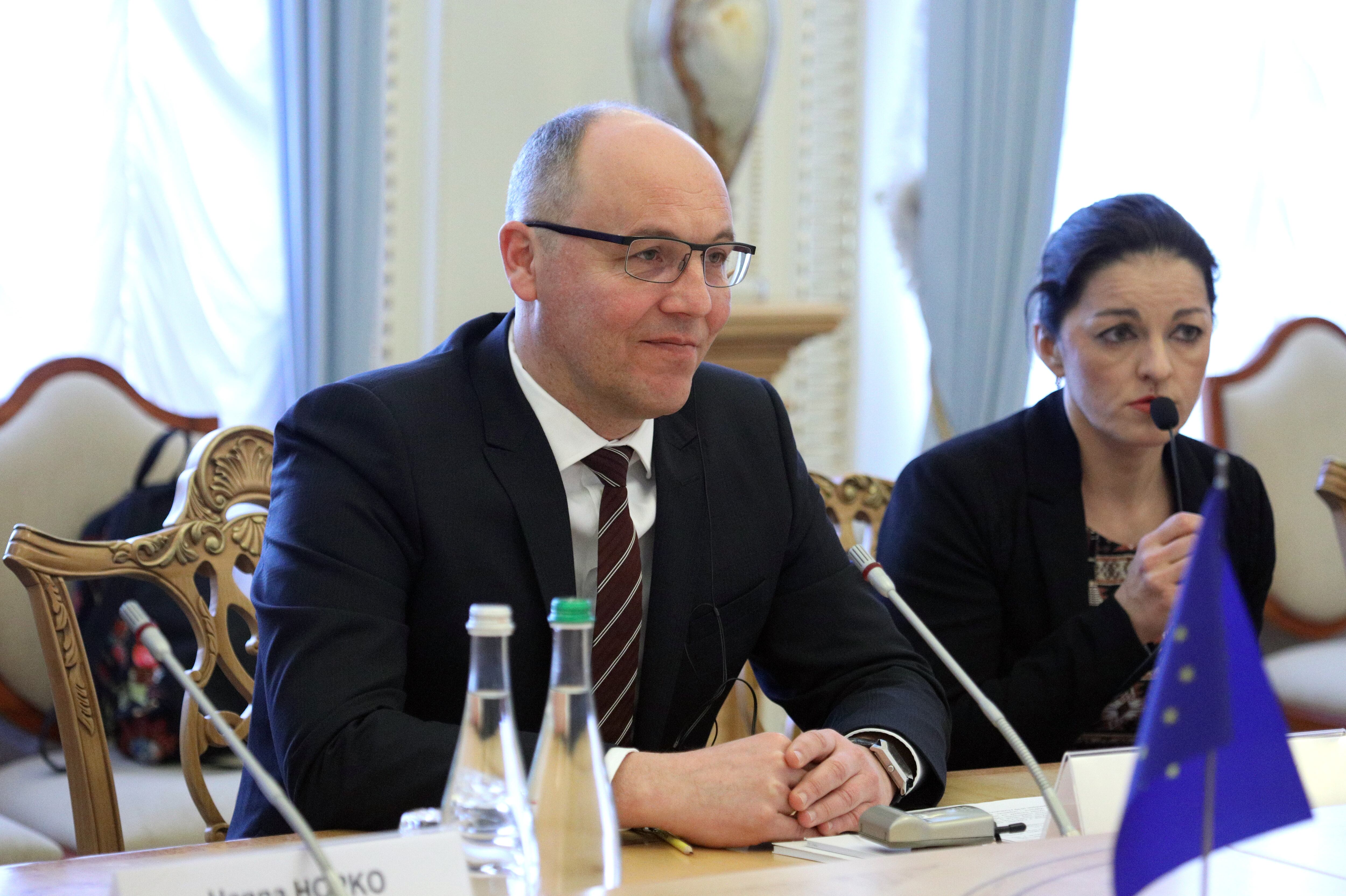 El presidente de la Rada Suprema de Ucrania, Andrii Parubii, asiste a una reunión con el presidente del Consejo Europeo, Donald Tusk, en Kiev, capital de Ucrania, el 19 de febrero de 2019. Ukrinform. (Foto: Danil Shamkin/Future Publishing vía Getty Images)