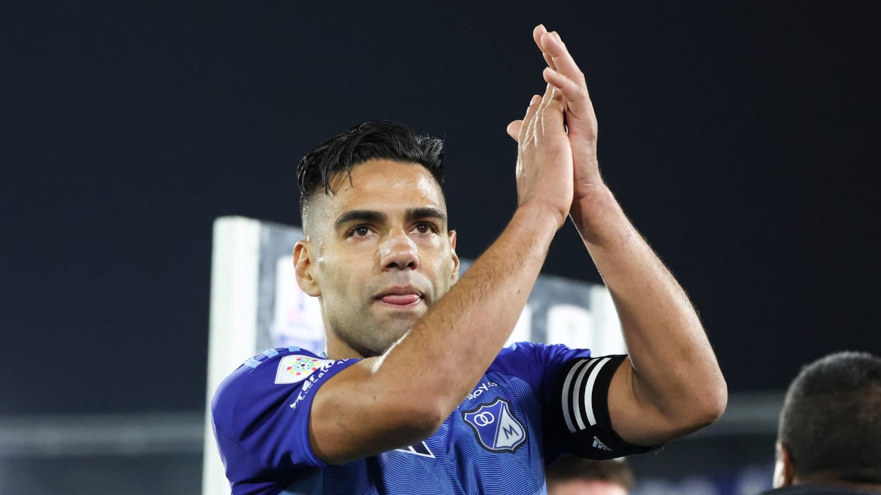 Radamel Falcao García vistiendo los colores de Millonarios.