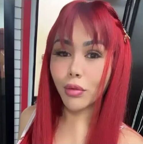 La DJ cambió su tono de cabello