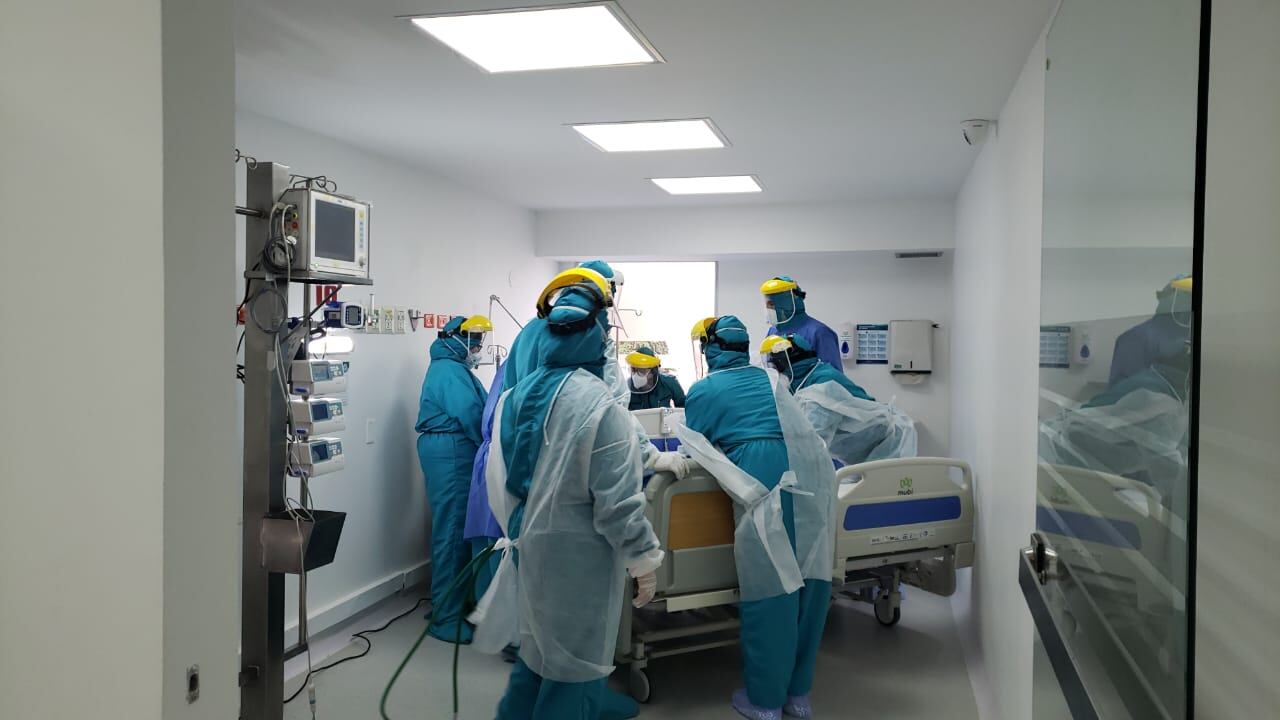 La UCI del Hospital San Juan de Dios, en Pamplona, ya superó el 80% de ocupación.
